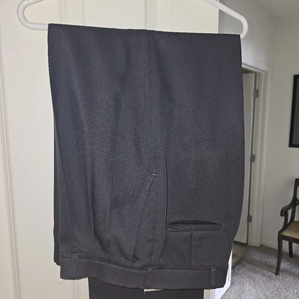 Haggar Clothing Co. Black Men's Dress Pants